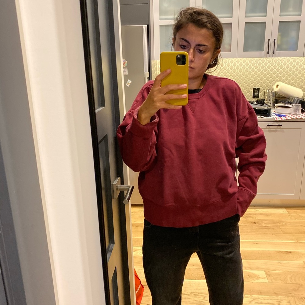 Gap sweater